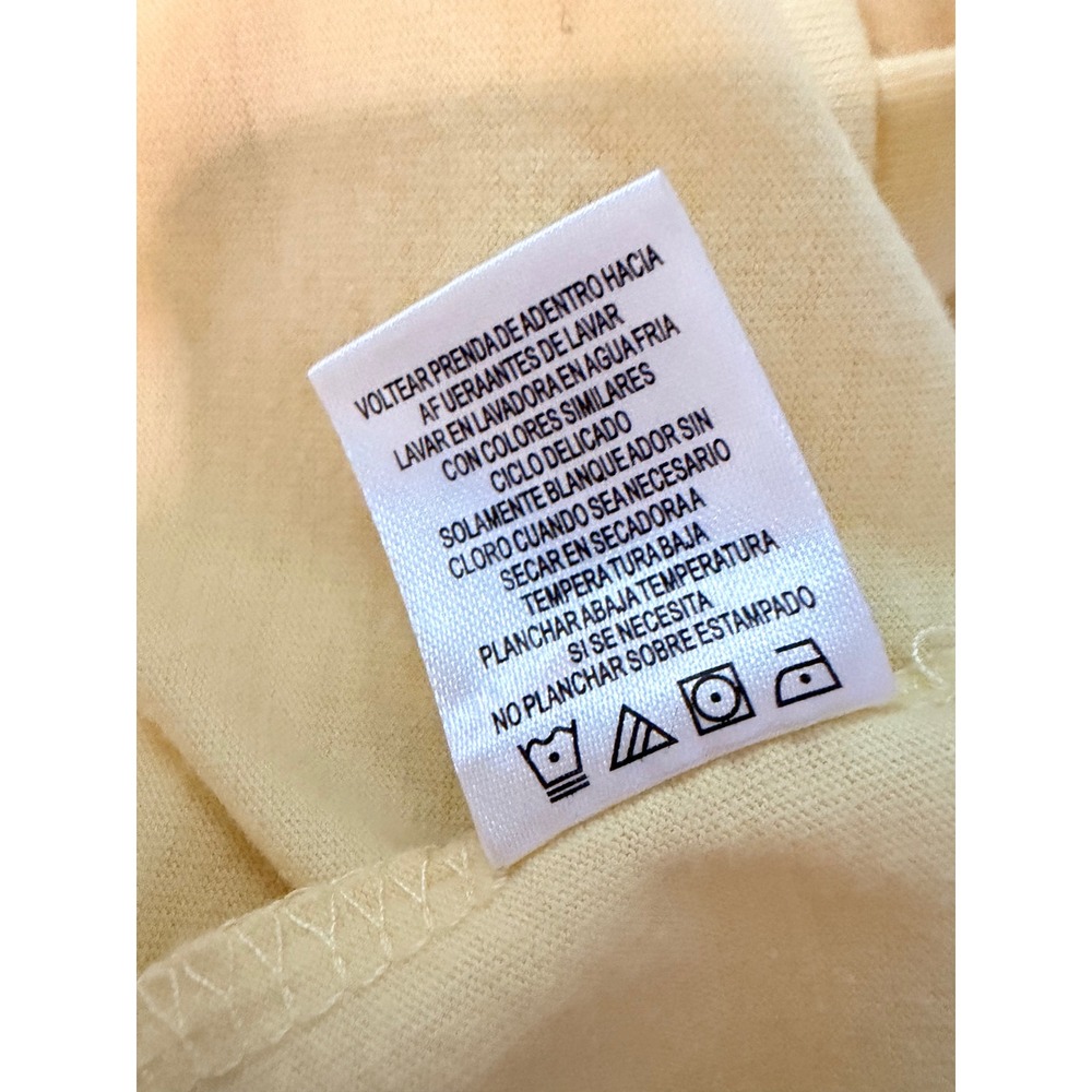 Disney Winnie the Pooh T-Shirt Women Medium Yellow Embroidered Bee Graphic Tee - Picture 12 of 15